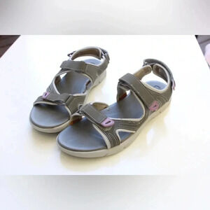 Khombu Evelyn sandals